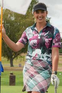 Annah Stretton: Mickey Shirt - J'Adore Roses