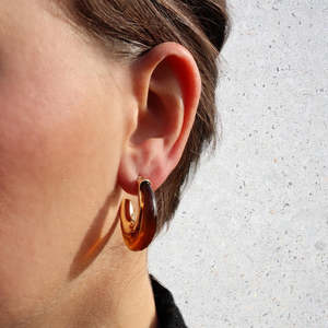 Fabuleux Vous 1: Steel Me - Tortoiseshell Resin/Yellow Gold Hoop Earrings
