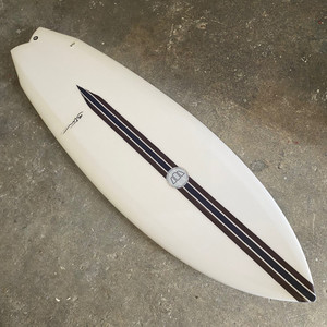 Products: Twin 5’9 29.8ltrs GHSDesignsSurfboards
