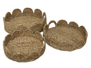 Trays Boards Boxes Baskets: Seagrass Scallop Round Trays