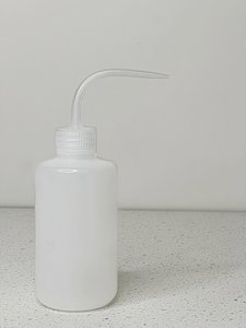 Lash Rinsing Bottle - Gigi Lash Studio & Academy