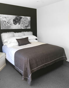 Bedroom: Chapeau Royale 105cm Bed Runner (3 Colours Available)