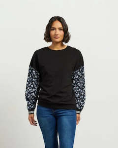 Et Alia: Beauden Top - Black/Azure Petals