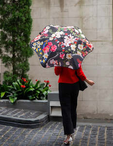 Metro Umbrella - Serpentine