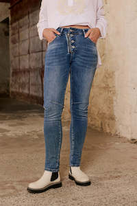 Italian Star: Classic Zip Button Jean / Dark Denim