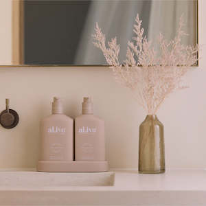 Gifts: WASH & LOTION DUO - APRICOT & SWEET FIG