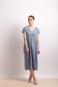 Neris: Drawn In Dress - Dove