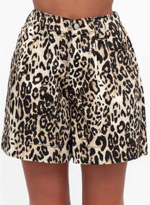 LOL70261 Leopard Short