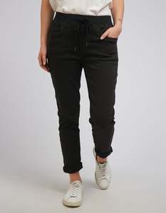 Pant Sale: Sylvia Jogger - Black