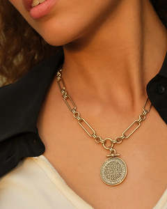 2018-0990 Short Chain with Coins of relief