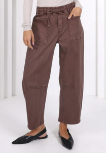 Leo Barrel Jeans - Chocolate - Preorder