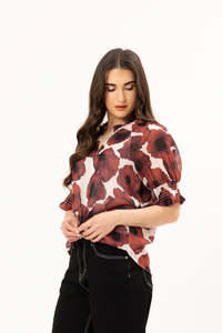 Seeking Lola: Movement S/ S Blouse / Merlot Pop