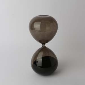 Hourglass | Medium - Smoke/Black