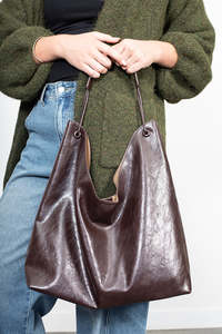 Classic Carry-All Shoulder Bag - Mocha