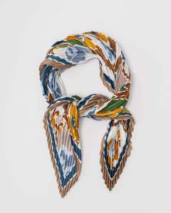 Ava Pleated Scarf / Taupe Blue
