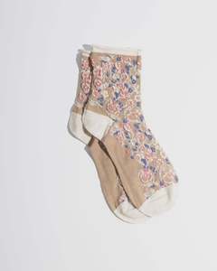 All: Zayla Socks / Natural