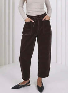 Leo Barrel Jeans Corduroy - Chocolate - Preorder