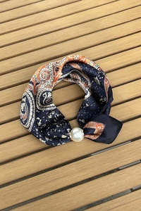 Pearl Fasten Neck Tie / Valencia