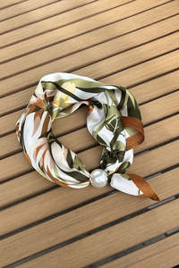 Antler: Pearl Fasten Neck Tie / Reed Garden