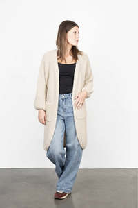 Livvi Cardi - Oat