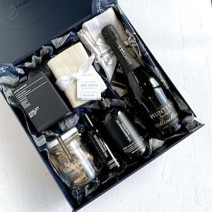 Pre Curated Gift Boxes: House Warming Deluxe Gift Box