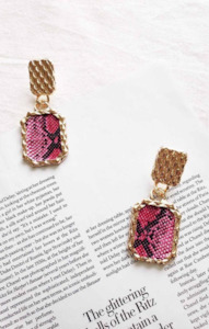 Riya Earrings