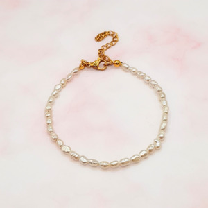 Petite Pearl Bracelet