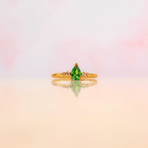 Green Teardrop Ring