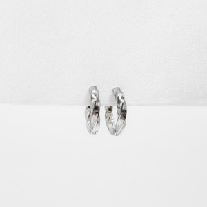 Twisted One Touch Hoops