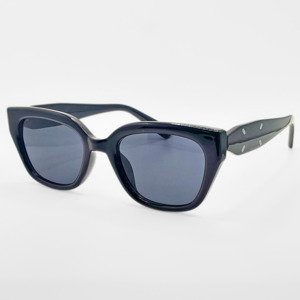 Accessories: Elias Sunglasses