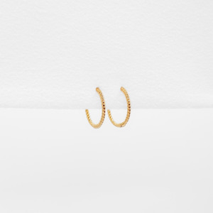 The Classic Edit: Twisted Huggies