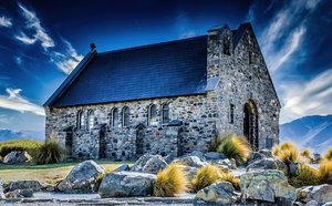 Products: Tekapo Church Glass Art - Glassography & Florals