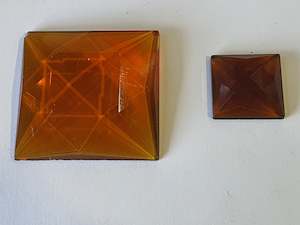 Jewels Nt: Square Amber Faceted Jewels T