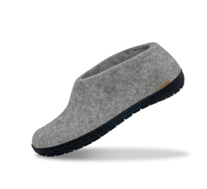 The black rubber shoe grey