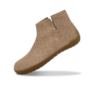The Boot: The honey rubber boot sand