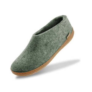 The honey rubber shoe moss