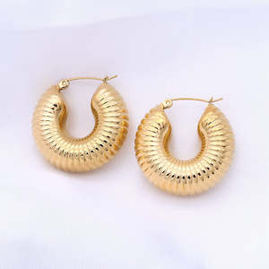 Chunky Earrings: Stainless Steel Chunky Textured Hoop Earrings - Gold