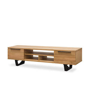 New Yorker Entertainment Unit Natural