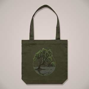 Unclassified: Wanaka Tree Tote Bag