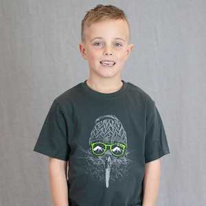 Kids T Shirts: Kiwi Shades Kids T-Shirts