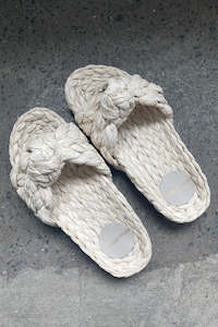 Estilo Emporio: Estilo Emporio Tango Raffia Slide - Snow