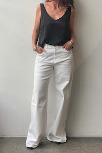 Camis: October Reign Essential Luxe V-Neck Camisole - Black