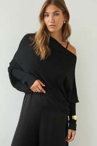 Natalie Sweater - Black - One Size