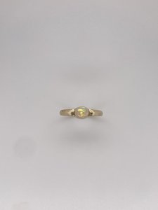 Products: Light Opal Ring - Global Diamonds