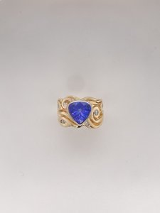 The Summit Tanzanite Ring - Global Diamonds