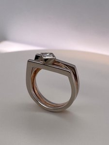 Products: 9ct White And Rose Gold Dress Ring - Global Diamonds