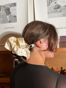 Accessories: Scrunchie - Crème Silk Satin