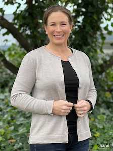 Womens Current Favourites: Button Cardigan