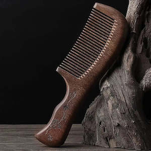 Stylish Wooden Hair Comb - 18cm Durable Handle Design
