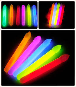 Glow In The Dark: Glowstick Candle
